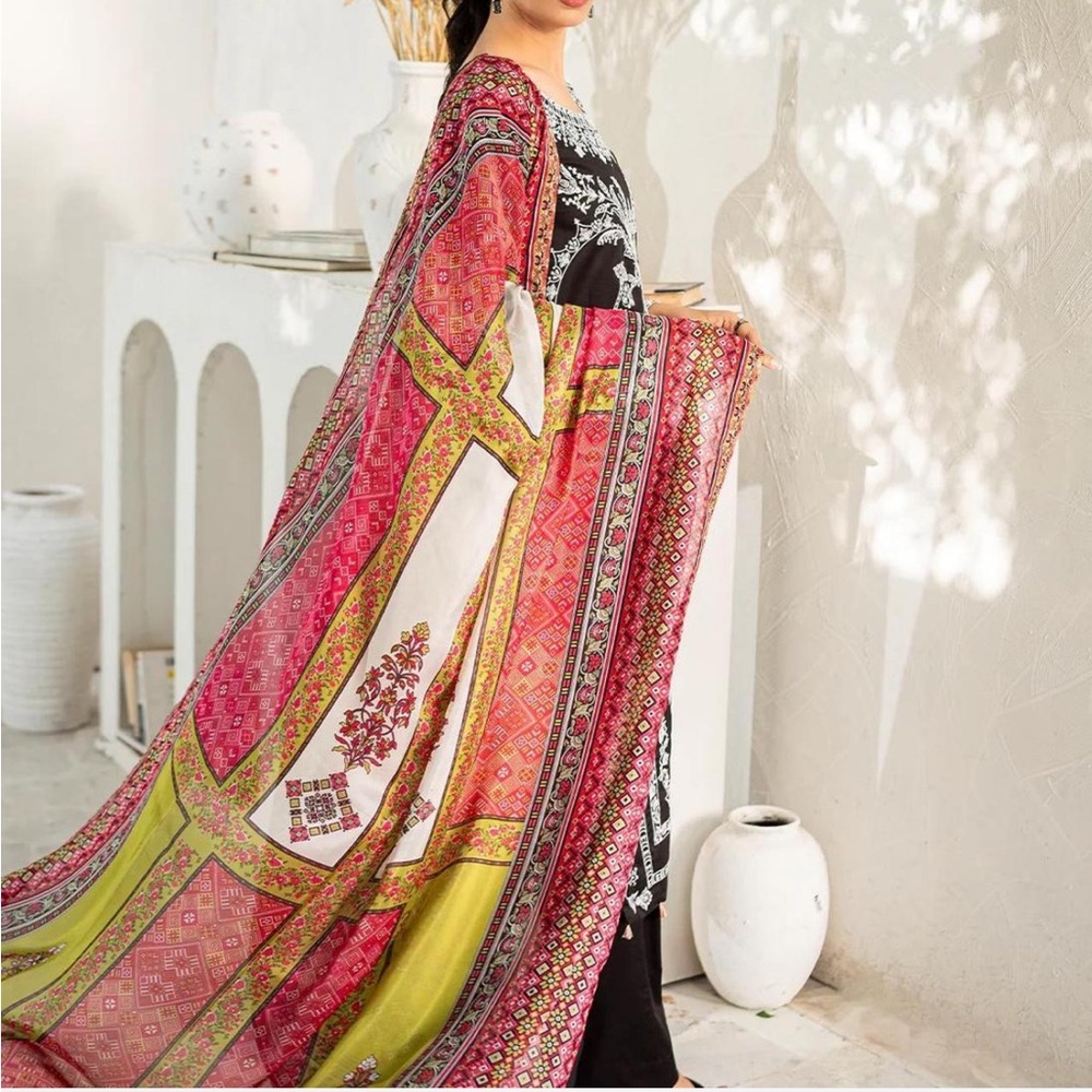 Elegant Black and White Kurta with Vibrant Dupatta and Pants - Picture 2 of 2